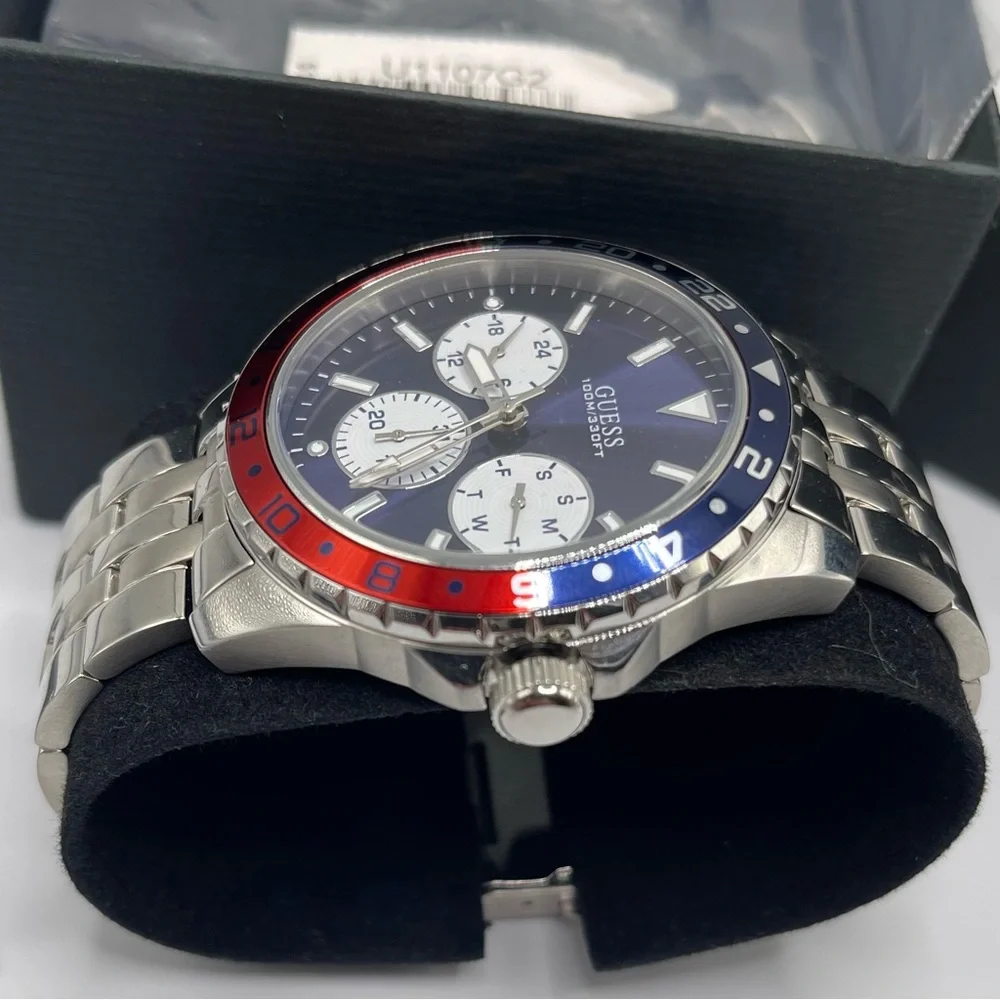 Guess Waterpro Men's Silver Tone Multifunction Watch U1107G2 Red Blue